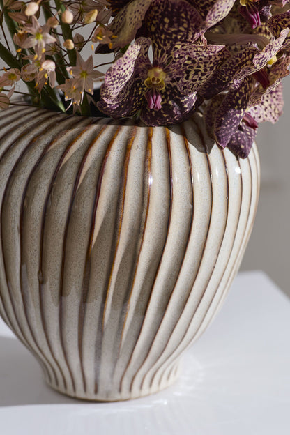 TOMAR VASE