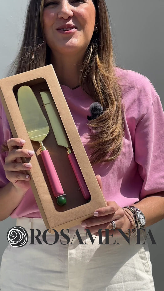CAKE SERVERS WITH PINK & GREEN RESIN HANDLES